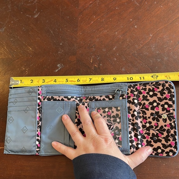 Vera Bradley tufted soft wallet - Picture 12 of 12